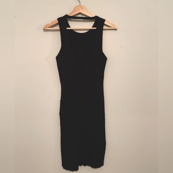 Fitted Black Ribbed Dress with Low V back - Picture 2 of 2